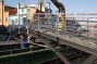 immagine del montaggio del nuovo ponte delle Capuccine a Burano